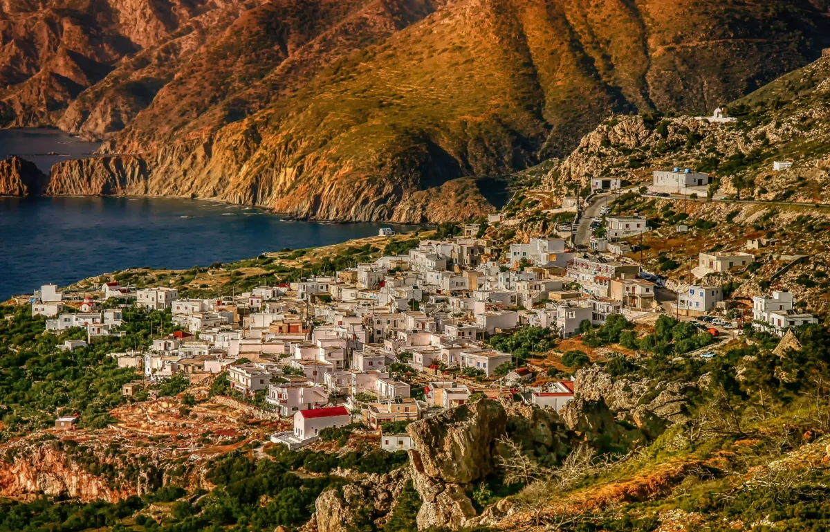 Ιστορία-Κυθήρων-Κάστρο-της-Χώρας-1200x769.webp